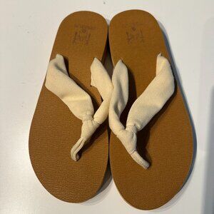 KuaiLu flip flops. Color- beige khaki. Size 9. $10. Almost new.
